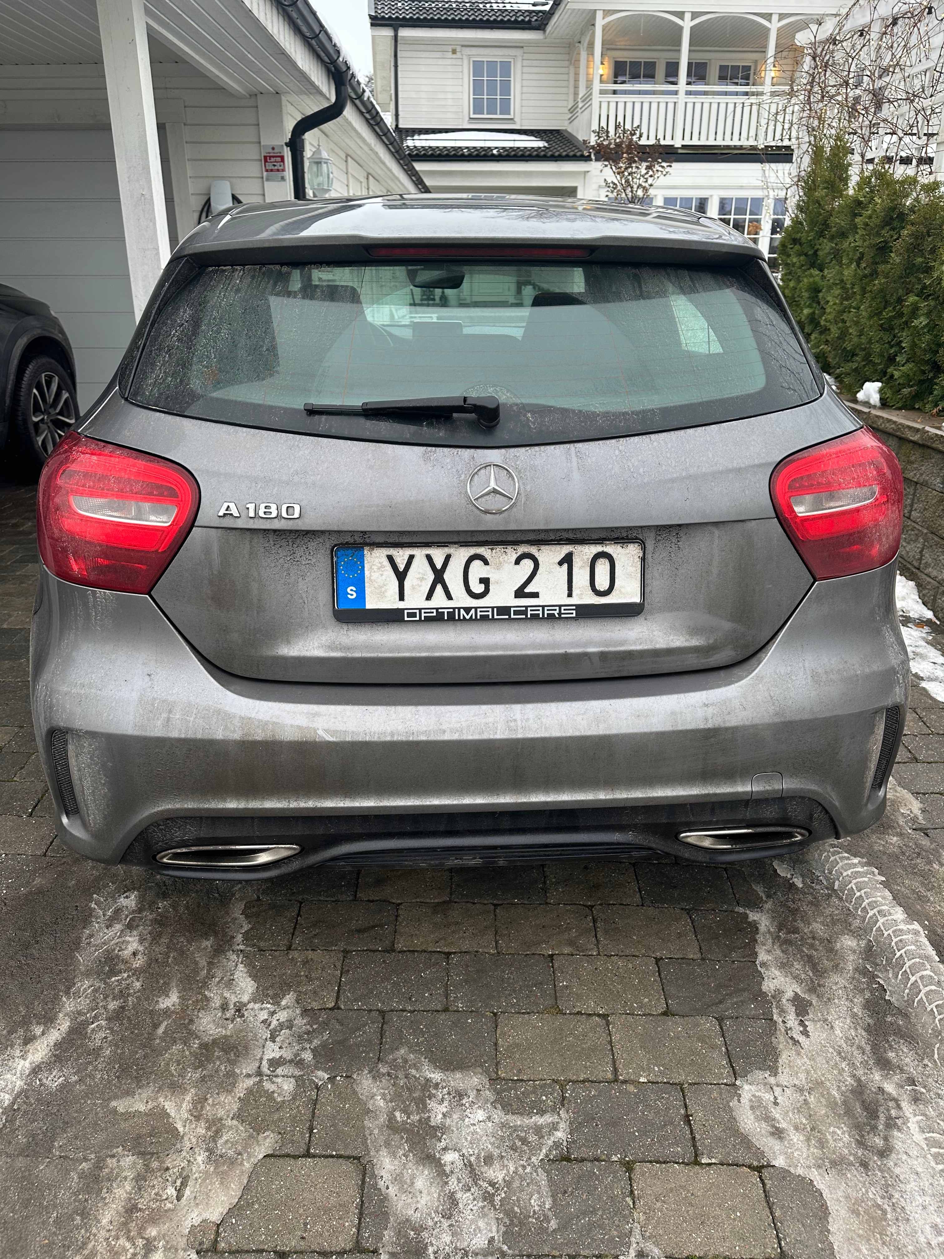 Mercedes-Benz A 180 2018, bild 2/8