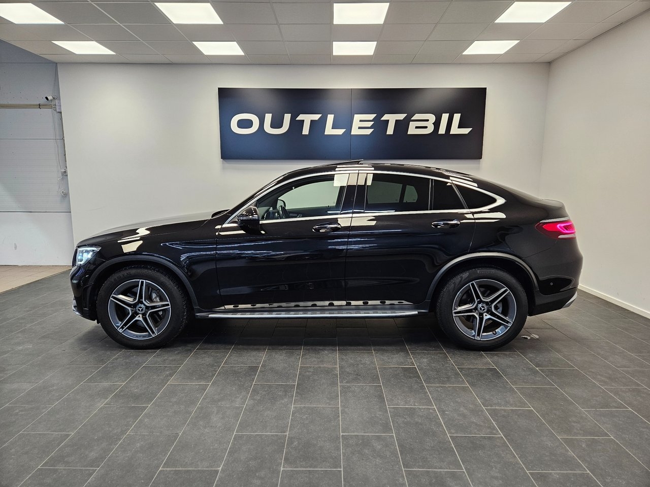 Mercedes-Benz GLC 2021, bild 2/10