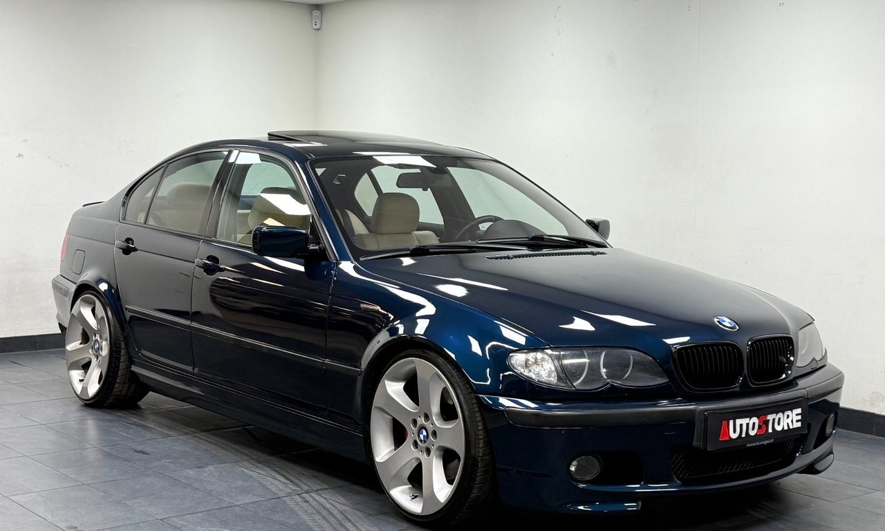 BMW 330i