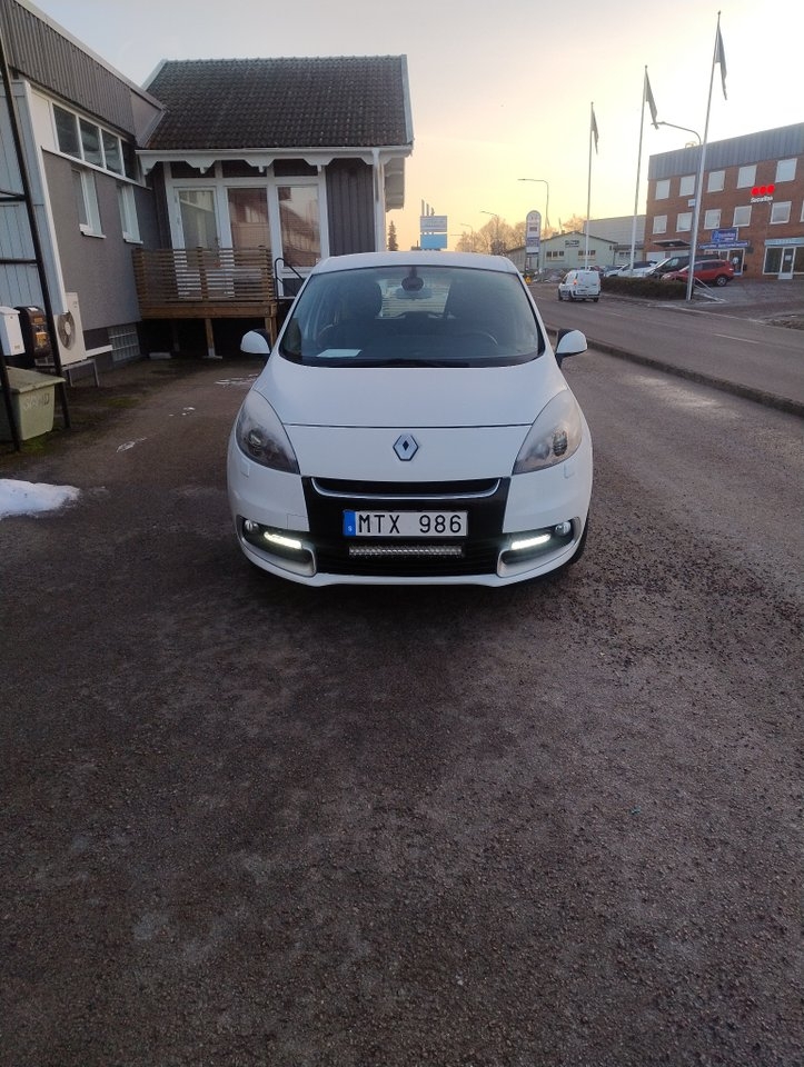 Renault Scenic III 1.6 E85 Euro 5 2012, bild 3/10