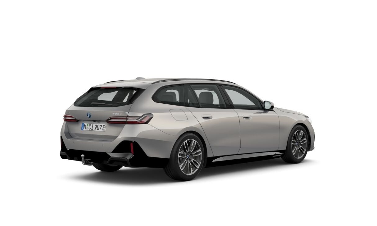 BMW 530 2026, bild 3/6
