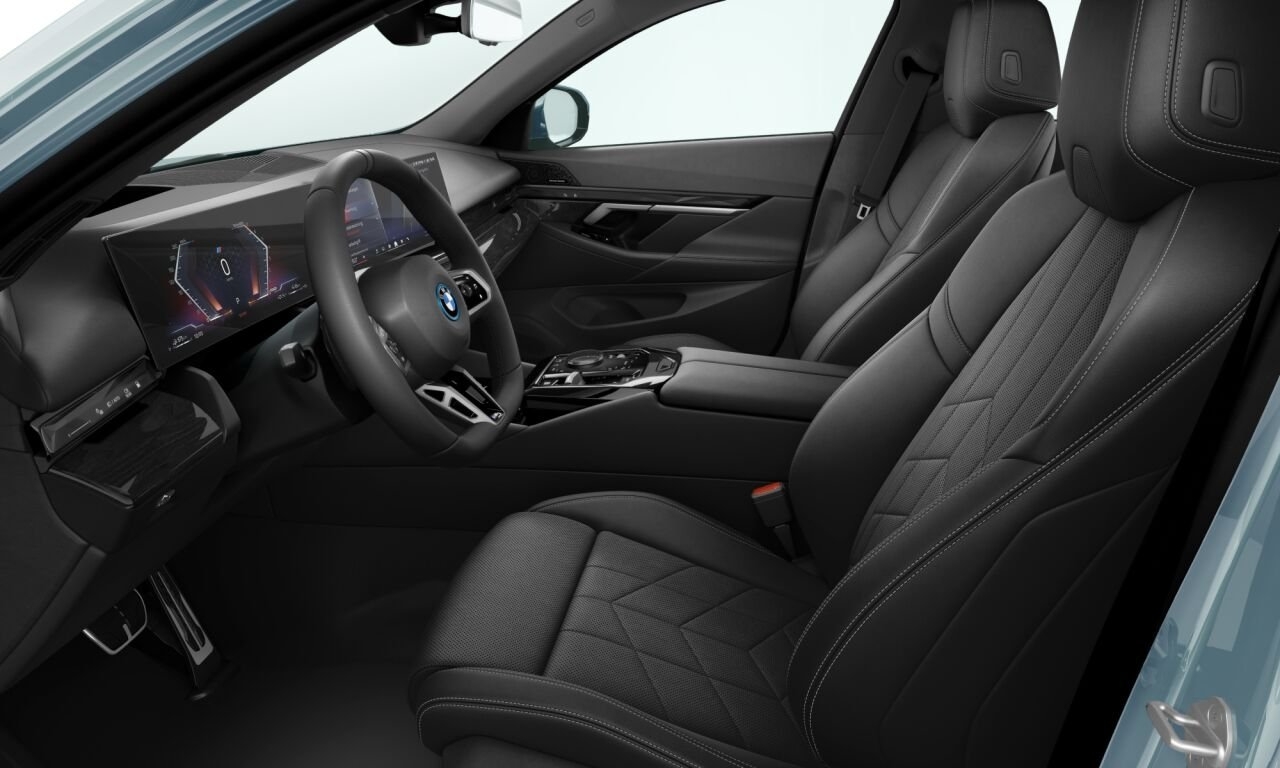 BMW 530 2026, photo 6/6