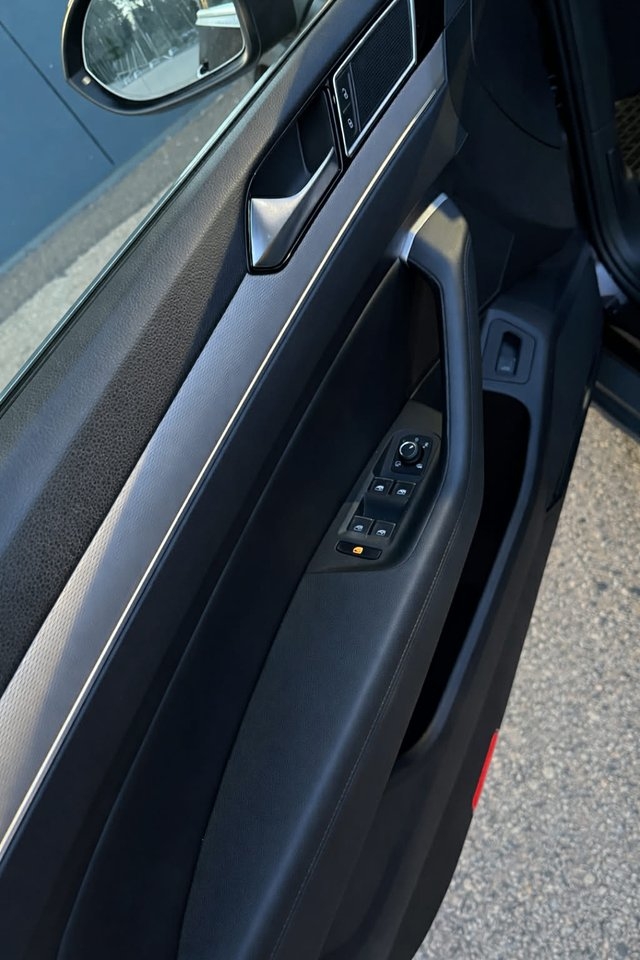 Volkswagen Passat 2016, photo 7/10