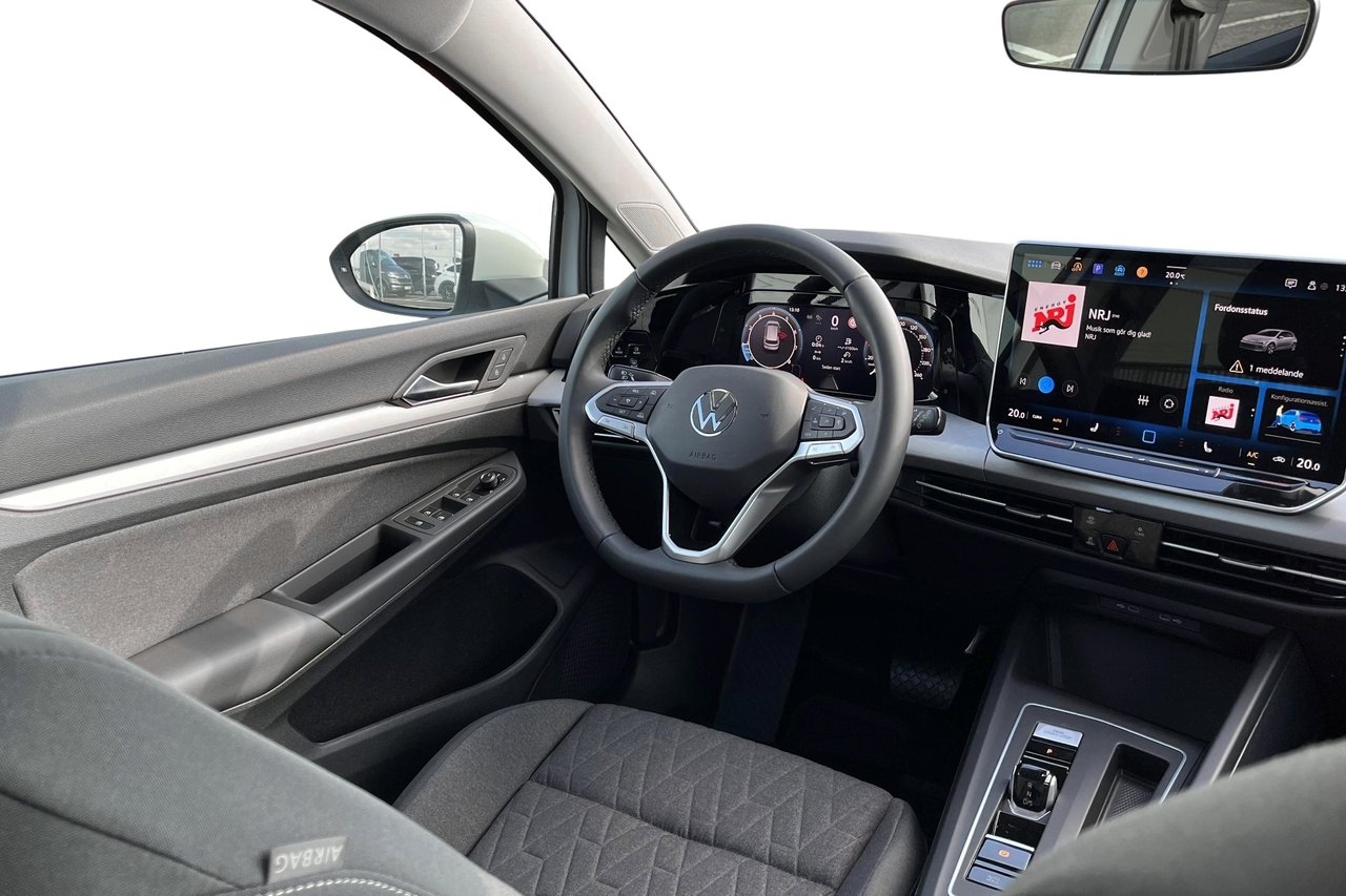 Volkswagen Golf Life Edition eTSI 150hk 2026, bild 6/10