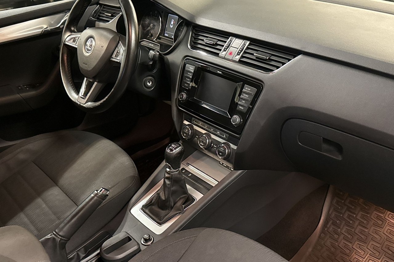 Skoda Octavia 2013, bild 5/10