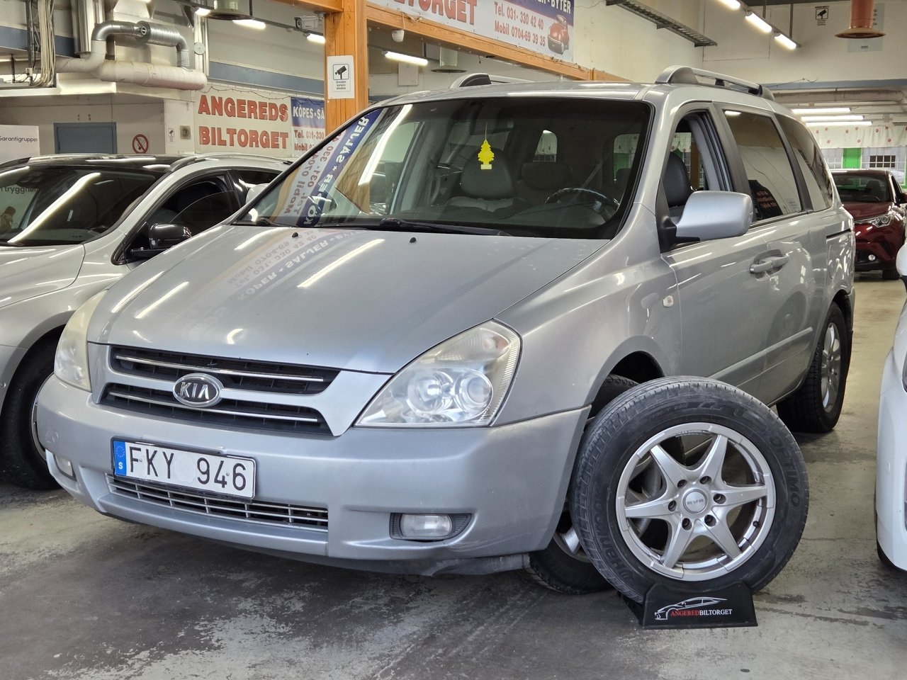 Kia Carnival 2.9 Automat CRDi 7-sits 2007, kuva 2/10