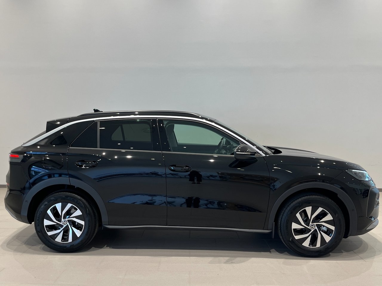 Volkswagen T-Roc Life 1.5 eTSI 150 hk 2027, bild 3/10