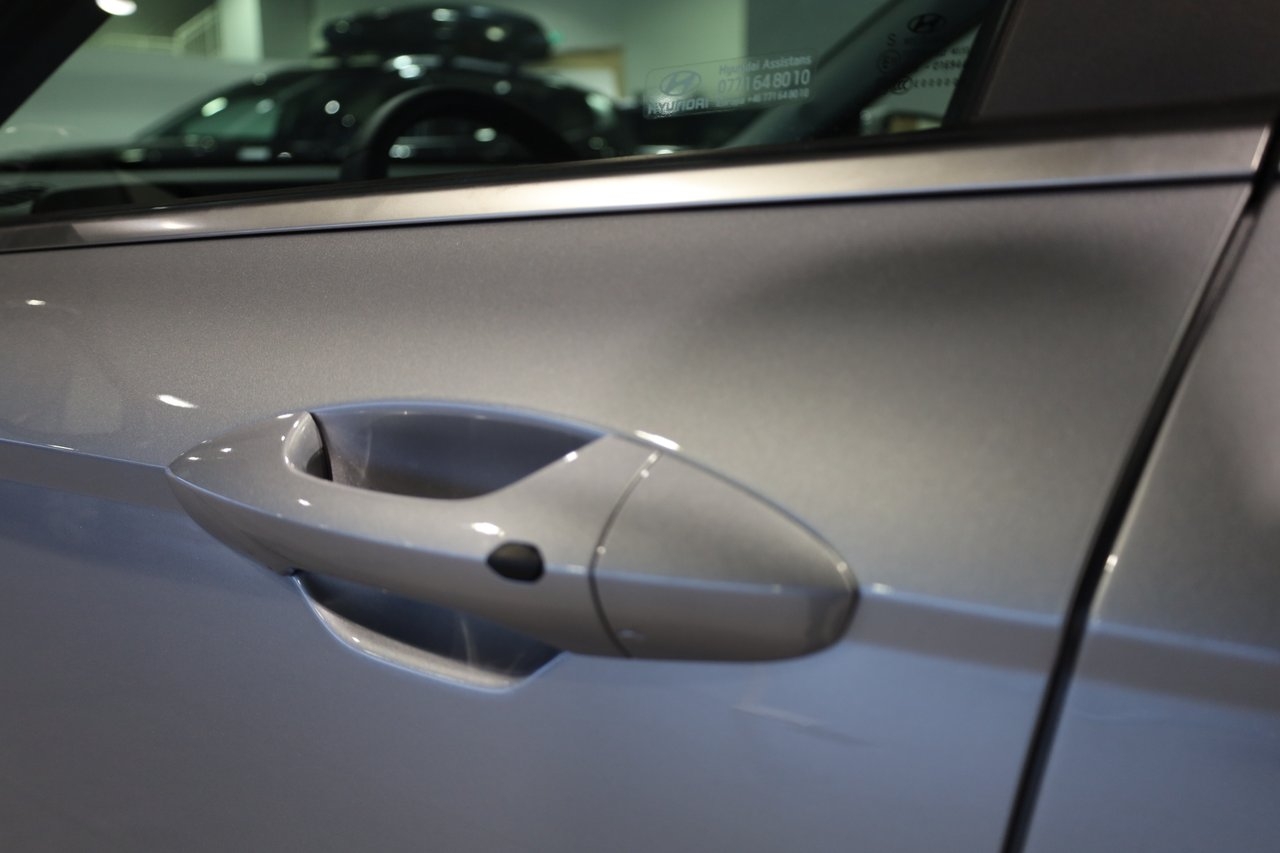 Hyundai Kona 65,4 kWh Essential 2027, bild 7/21