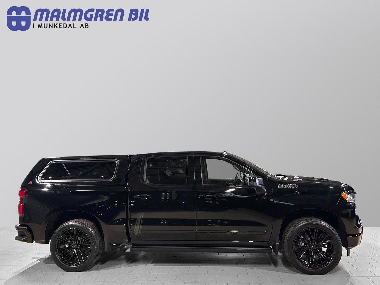 Chevrolet Silverado 2025, photo 2/10