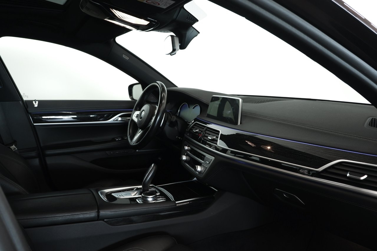 BMW 740 i M-Sport 326hk 2018, photo 6/22