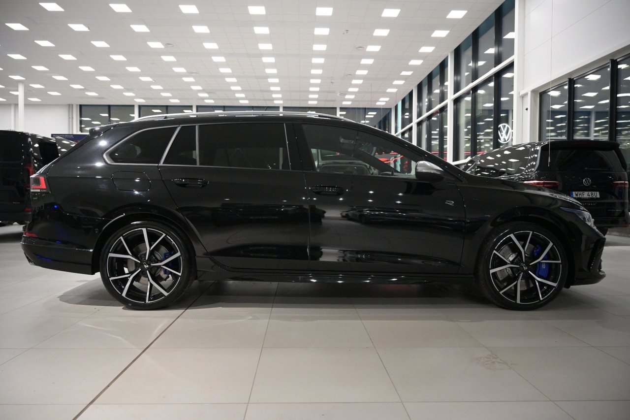 Volkswagen Golf R Sportcombi 333 hk Drag 2026, bild 6/10