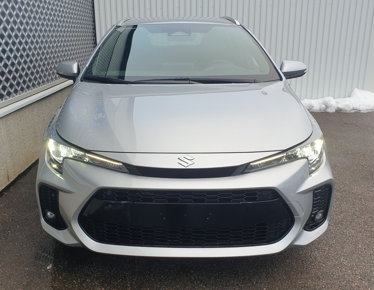 Suzuki Swace 2025, bild 2/10