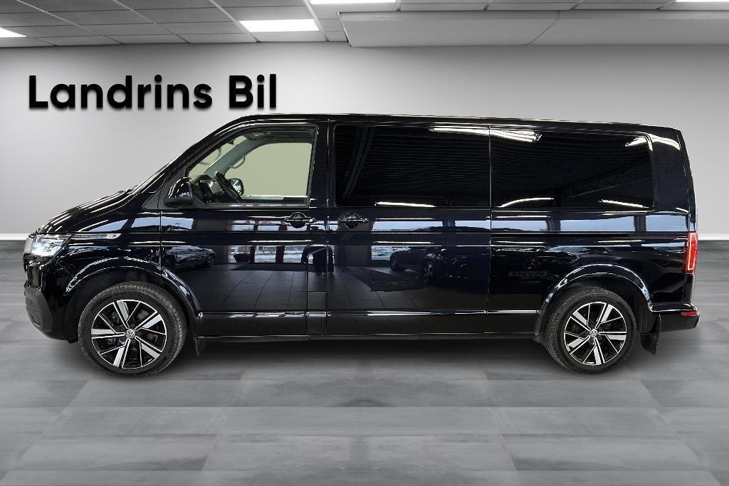 Volkswagen Multivan 2022, photo 3/10