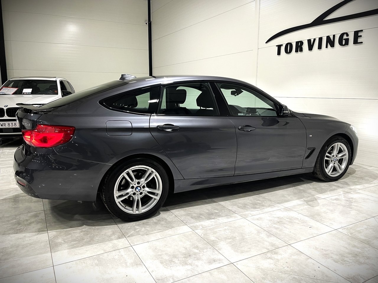 BMW 320 2018, bild 5/10