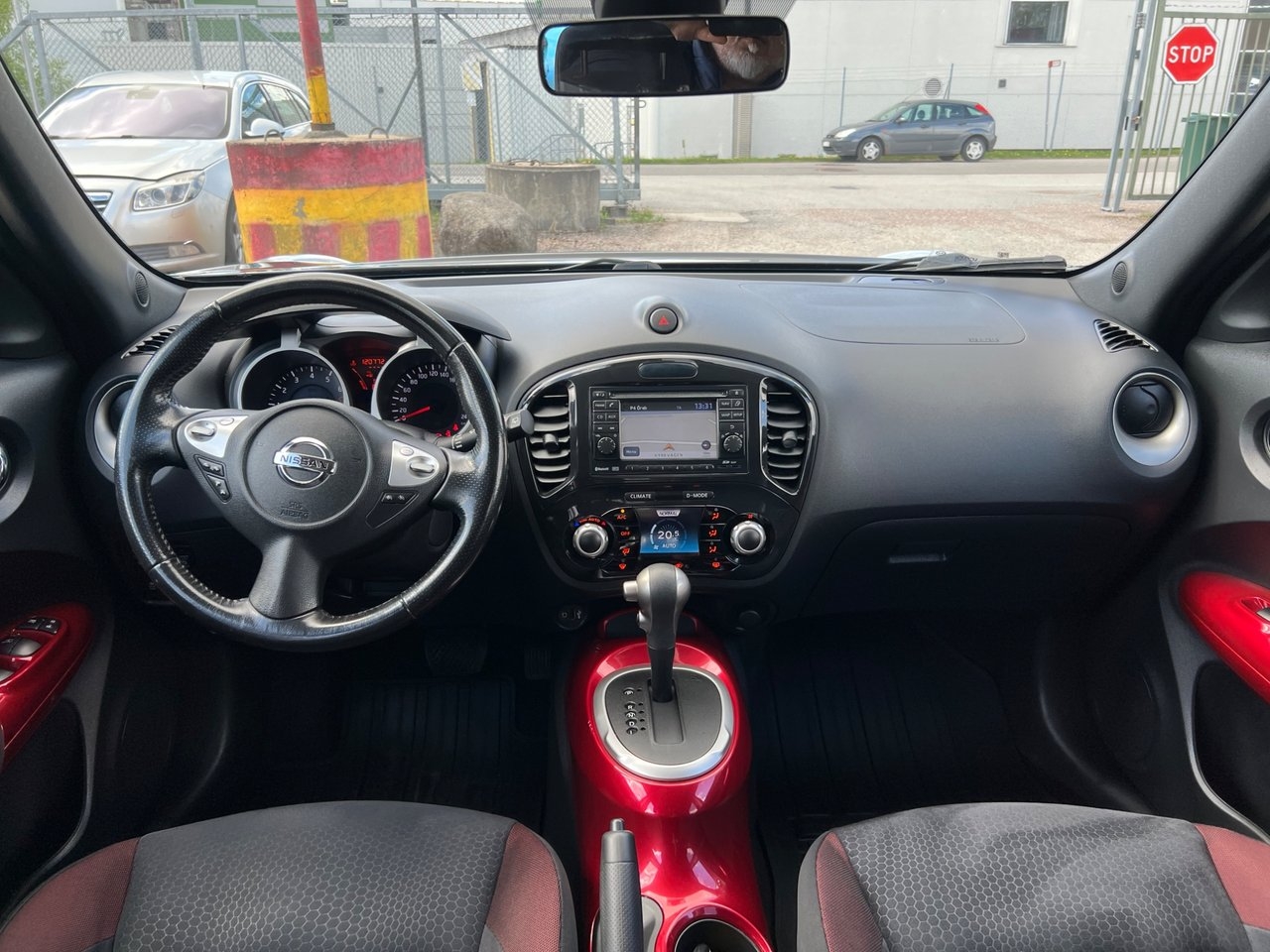 Nissan Juke 2012, photo 5/22
