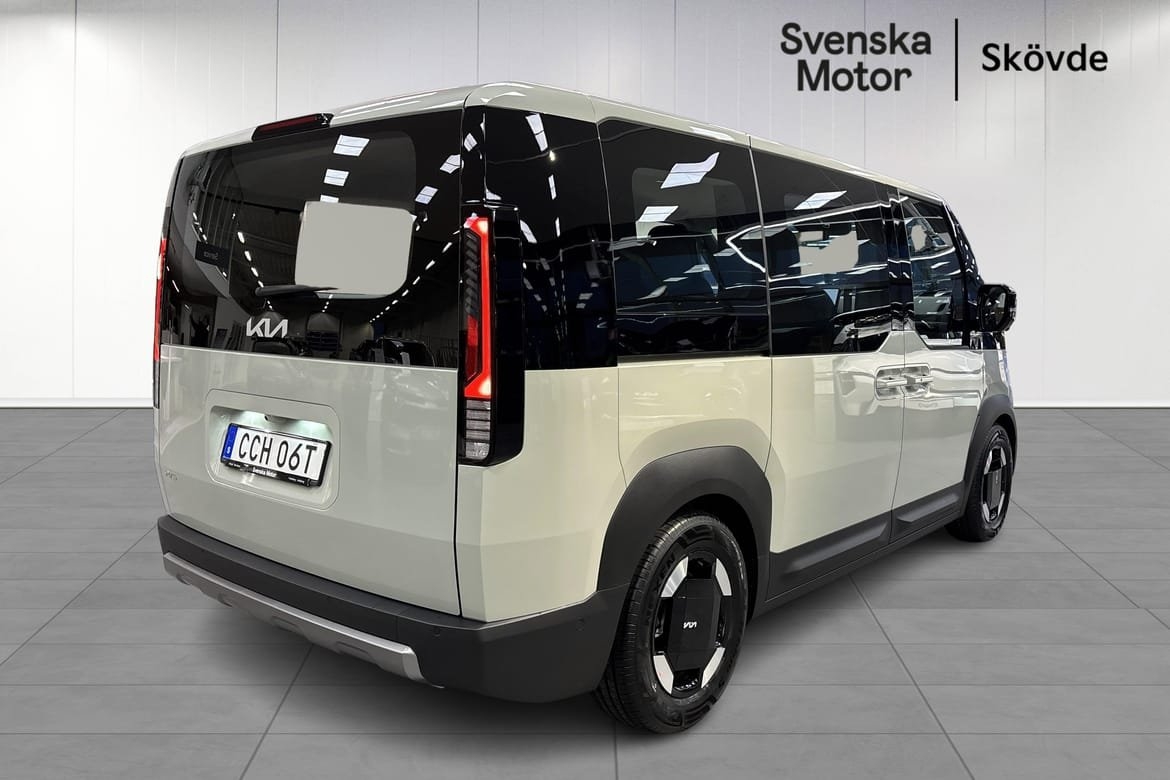 Kia PV5 Plus 5 sits 2026, bild 4/10