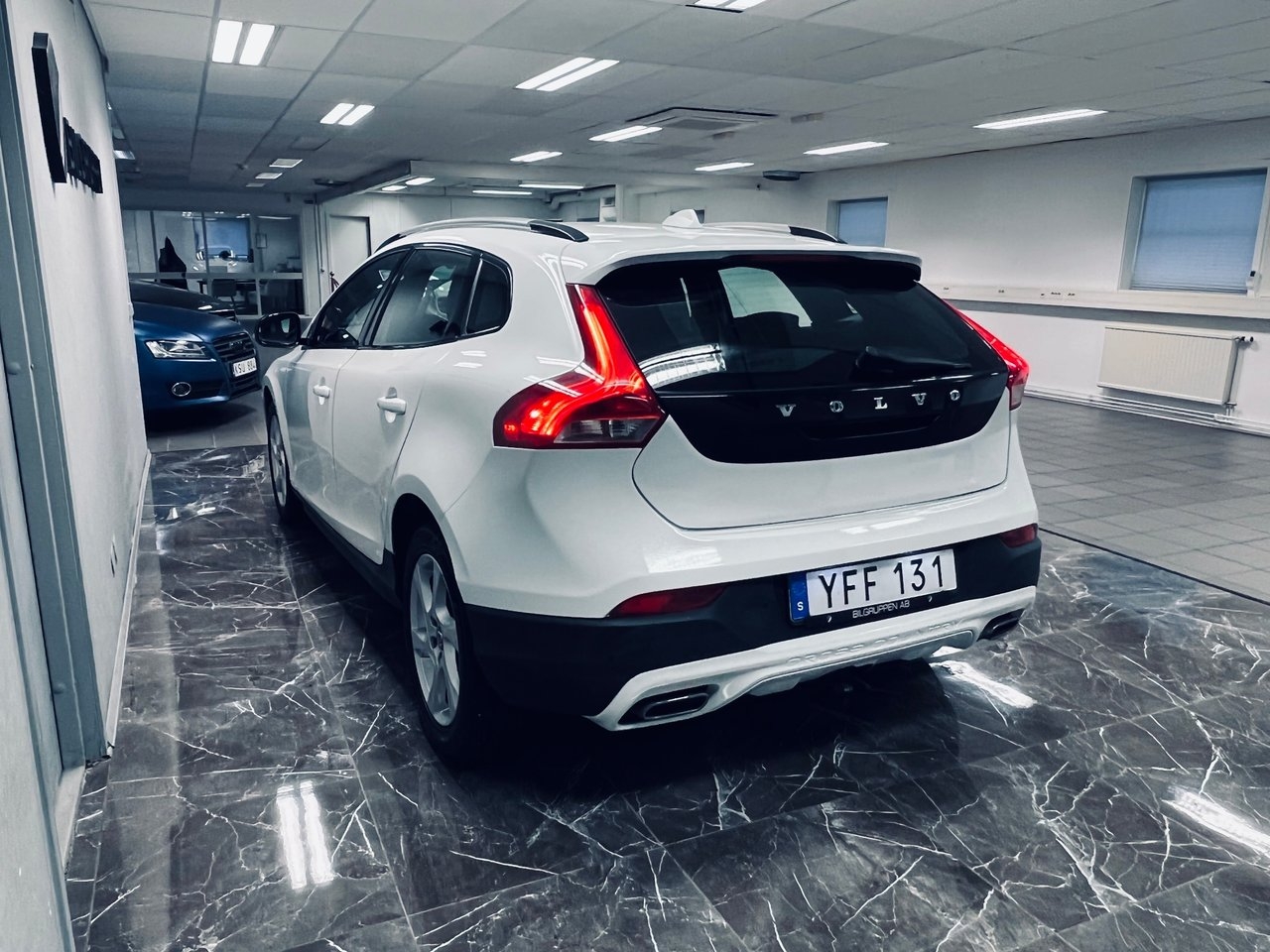 Volvo V40 Cross Country 2015, bild 6/10