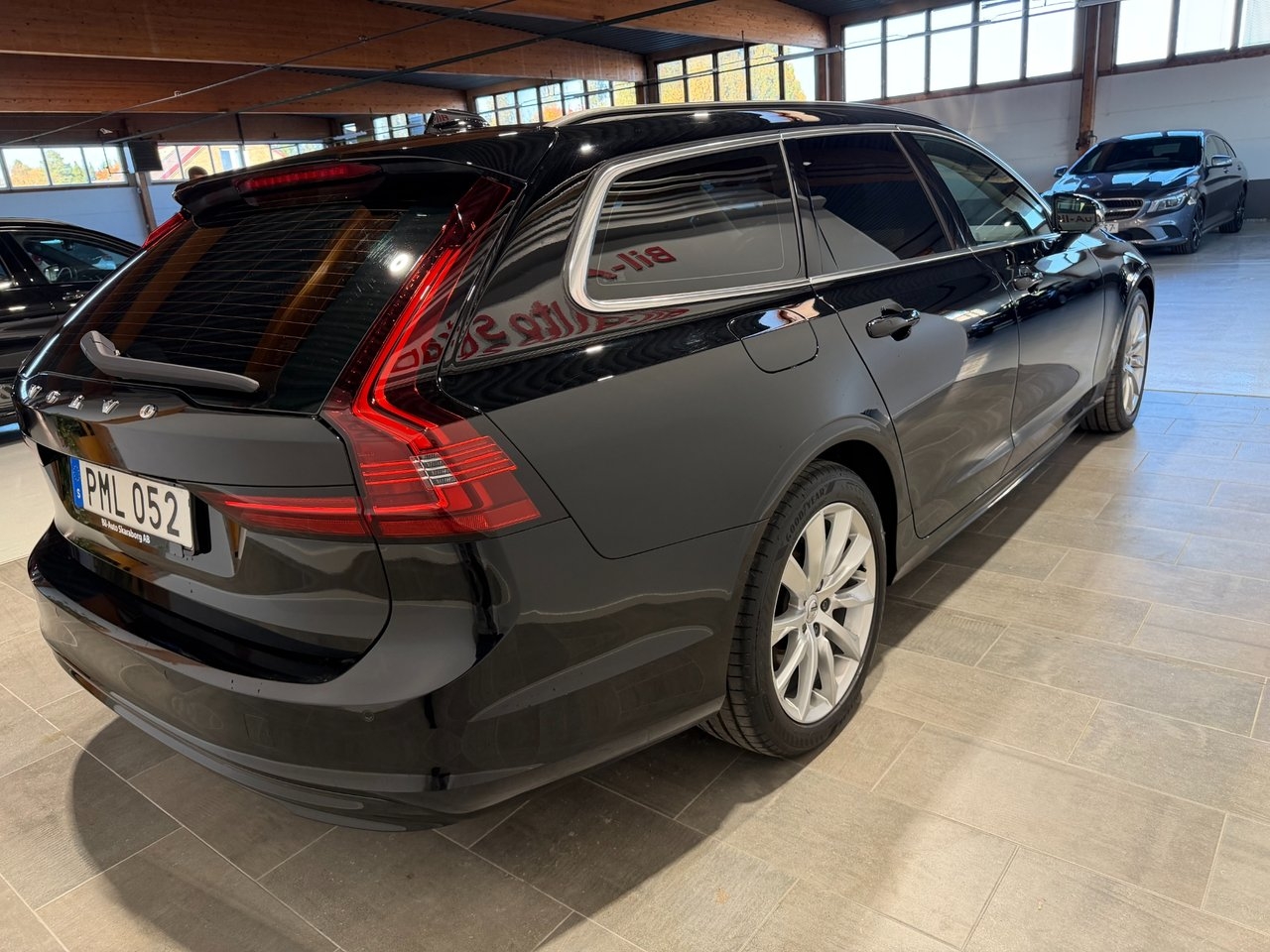 Volvo V90 2022, kuva 7/25