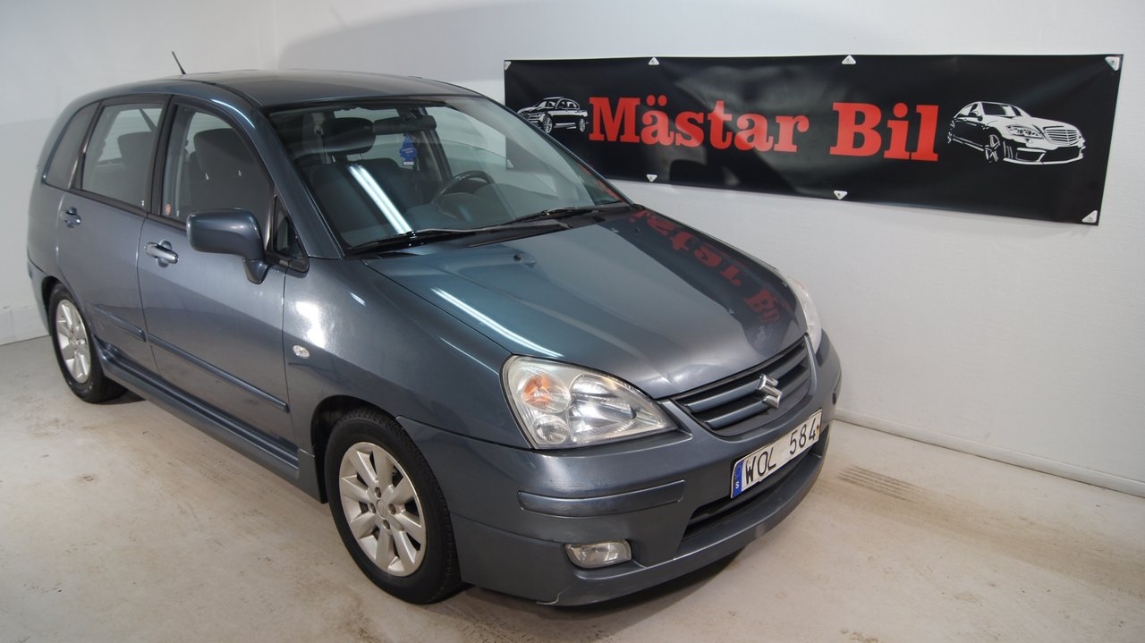 Suzuki Liana
