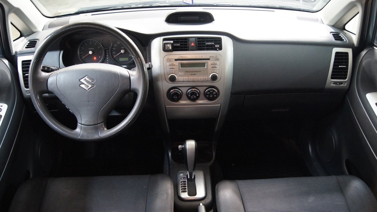Suzuki Liana 1.6 DOHC 16V VVT 2005, bild 7/10