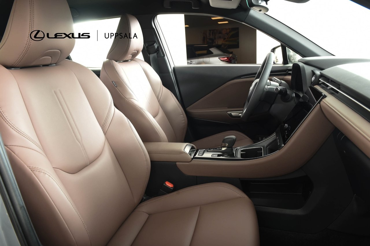 Lexus LBX 1.5 Elegant Techpaket FWD 2024, bild 6/10