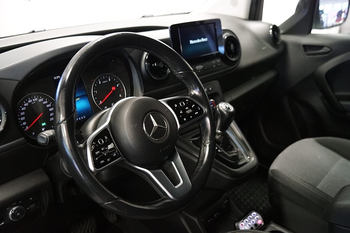 Mercedes-Benz Citan Tourer 2023, photo 6/10
