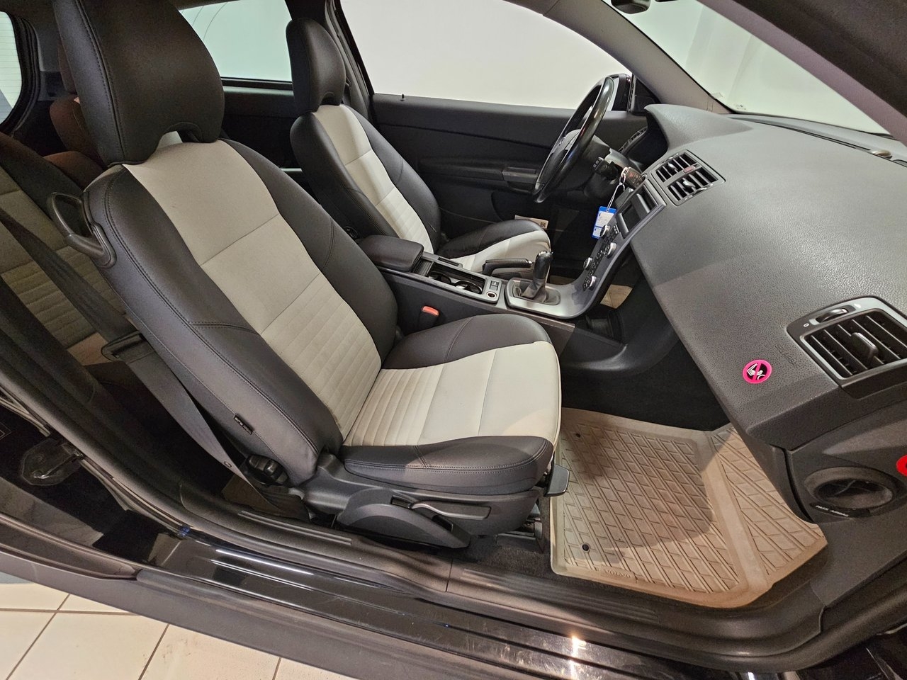 Volvo C30 1.6D DRIVe Kinetic Euro 4 2010, bild 6/7
