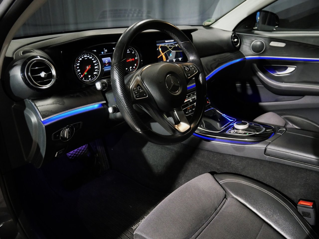 Mercedes-Benz E 2017, bild 7/10