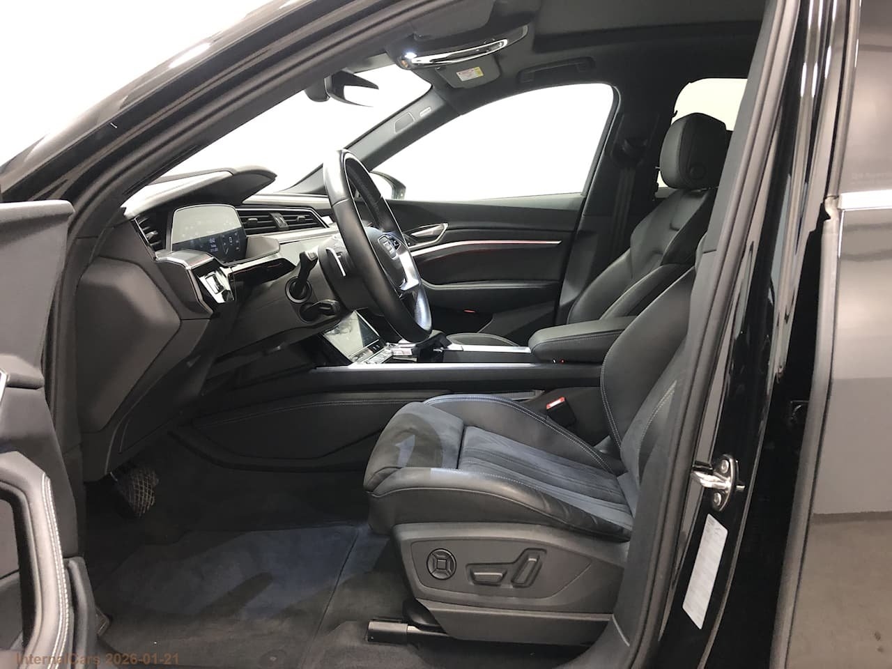 Audi Q8 Sportback 55 e-tron Proline 2024, bild 7/13