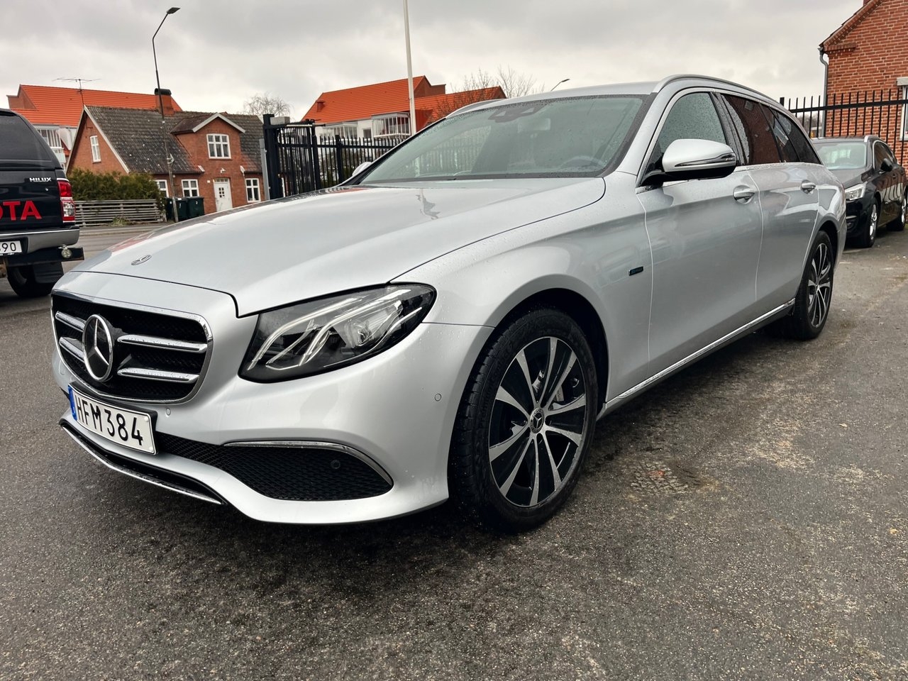 Mercedes-Benz E 300 de T PLUG-IN 2020, kuva 3/10