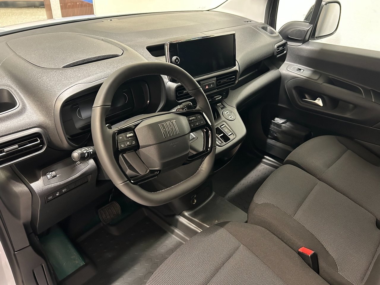 Fiat Doblo L1 Van 1.5 BlueHDi 2025, bild 7/9