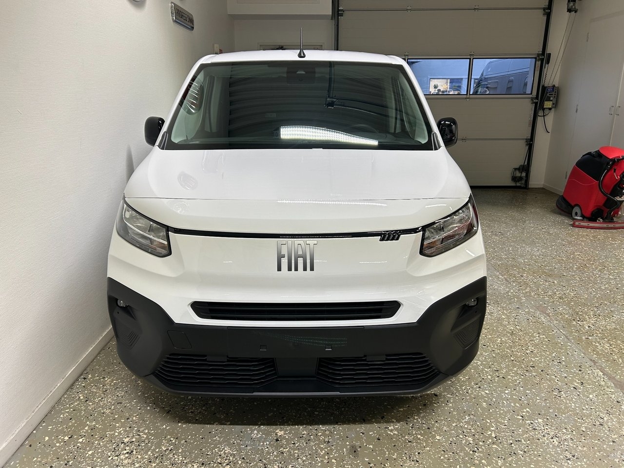 Fiat Doblo L1 Van 1.5 BlueHDi 2025, bild 2/9