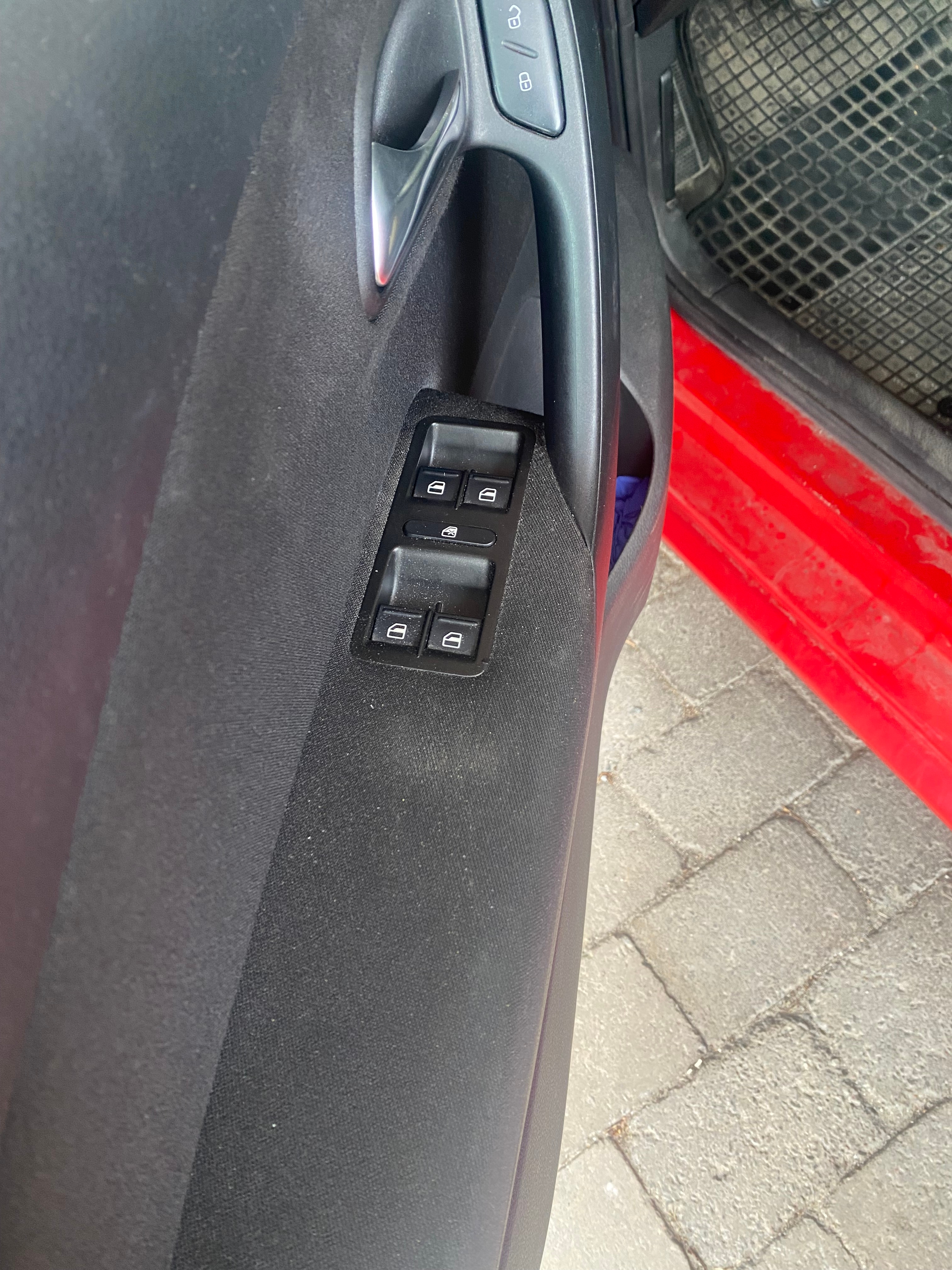 Volkswagen Polo 5-dörrar 1.4 MPI Manuell 2010, kuva 7/8