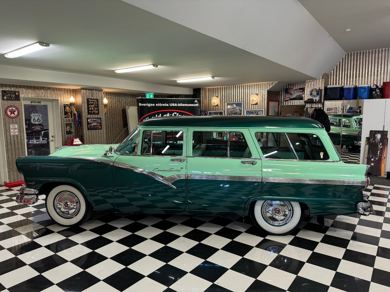 Ford Country