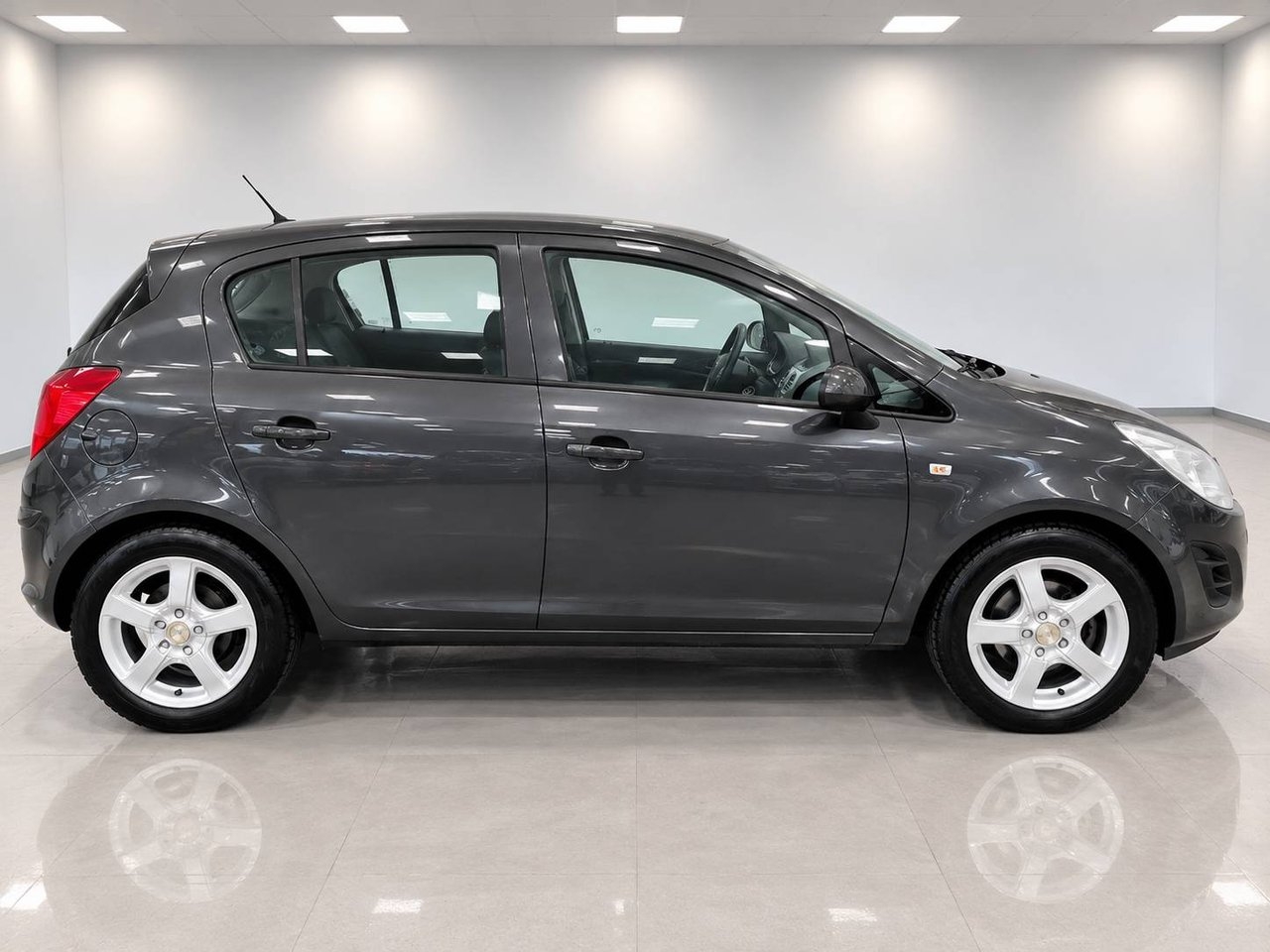 Opel Corsa 2012, bild 4/8