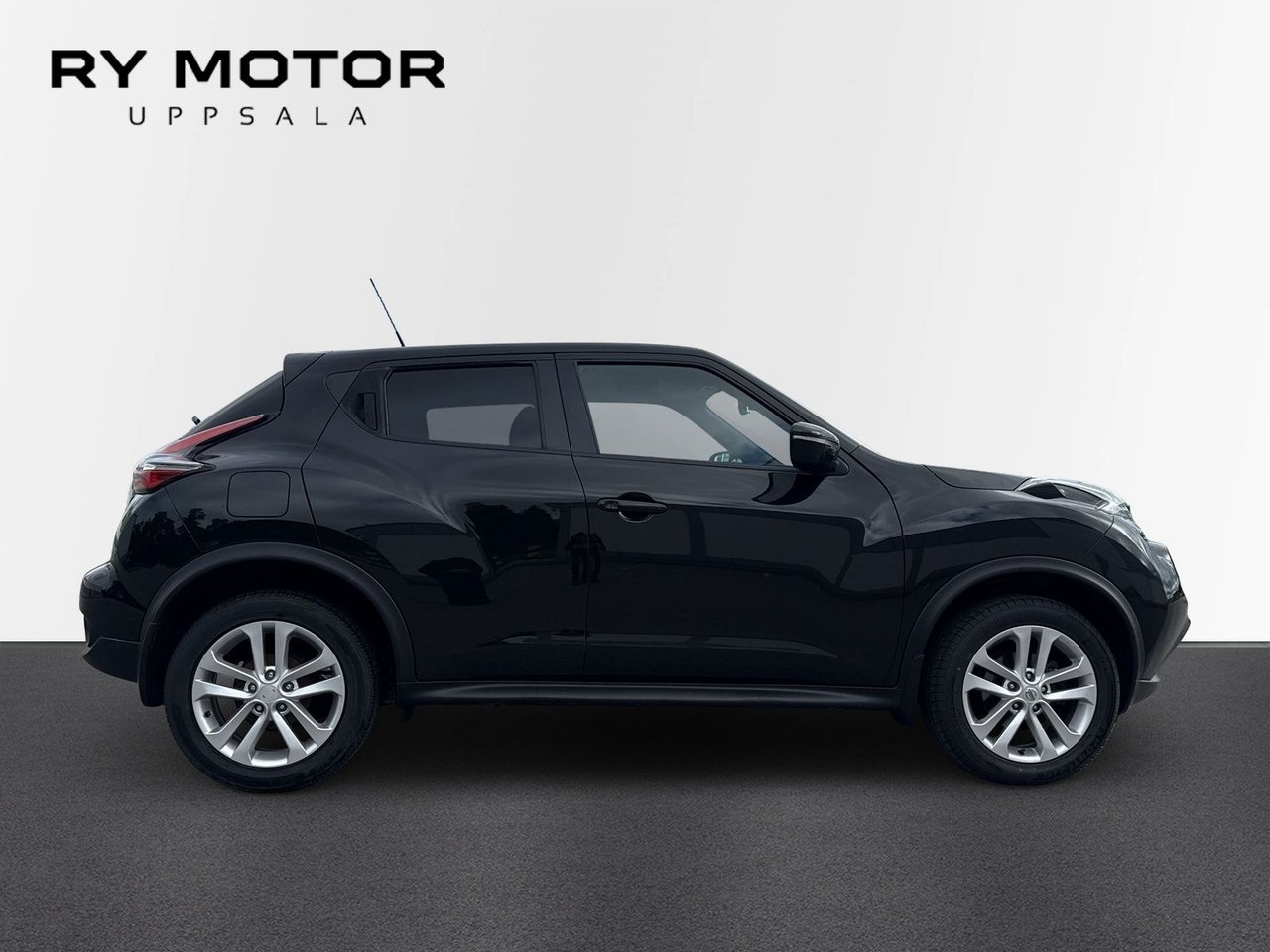 Nissan Juke 1.2 DIG-T 115hk N-Connecta 2018, bild 5/10
