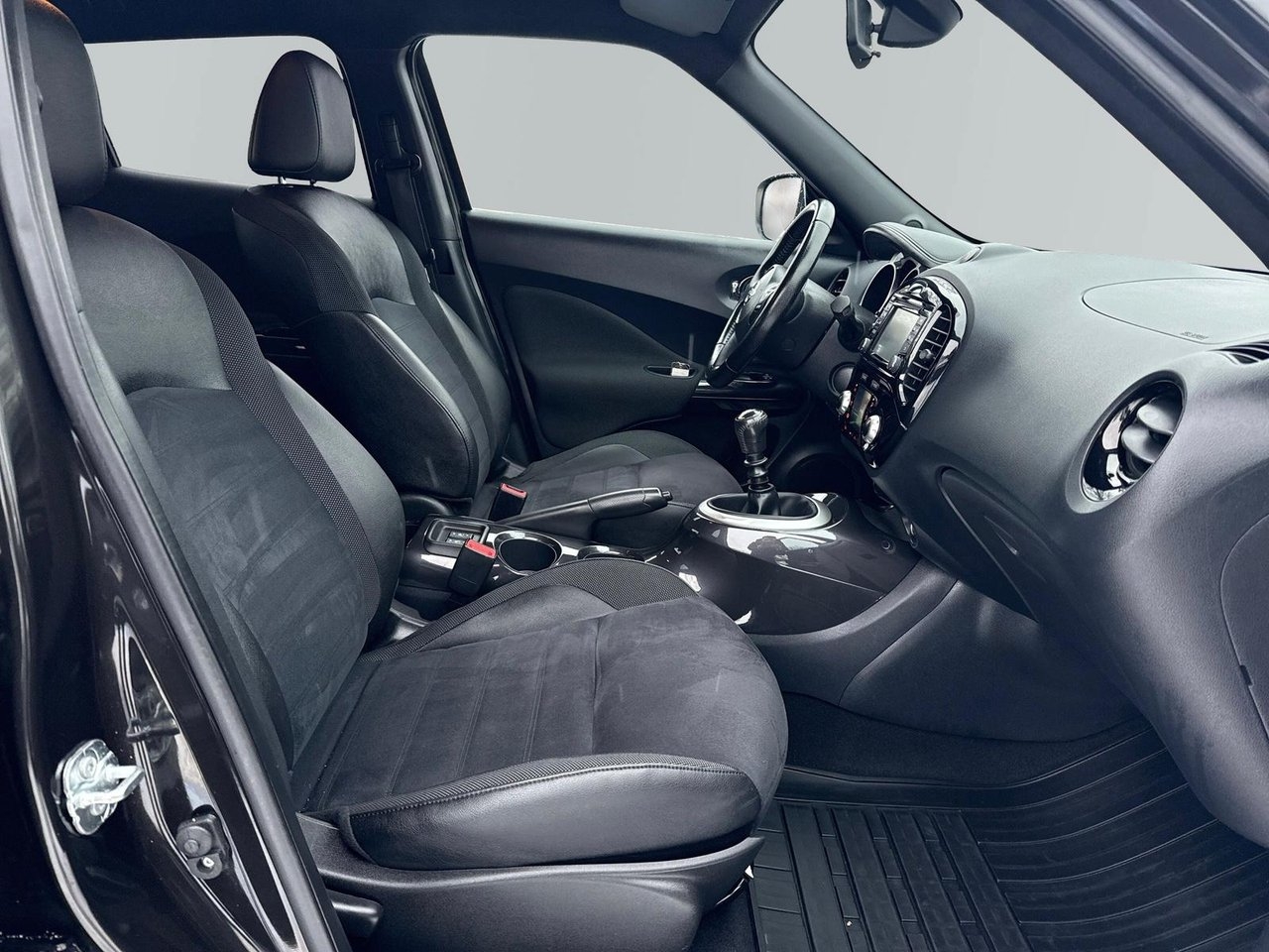Nissan Juke 1.2 DIG-T 115hk N-Connecta 2018, bild 7/10