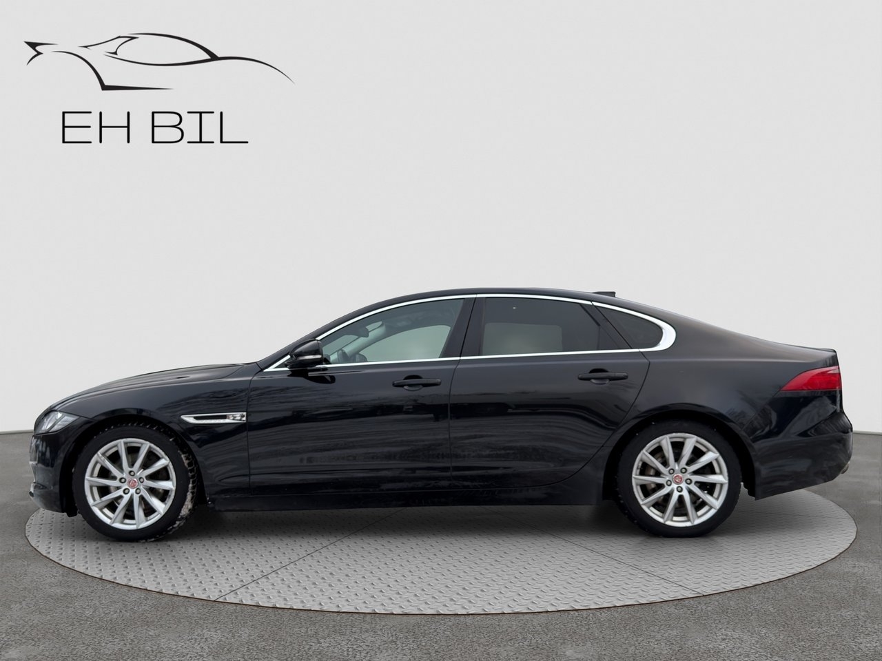 Jaguar XF 2016, kuva 4/10