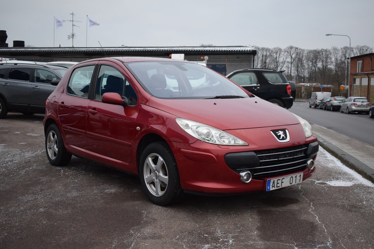 Peugeot 307 5-dörrar 1.6 110hk 2007, bild 3/10