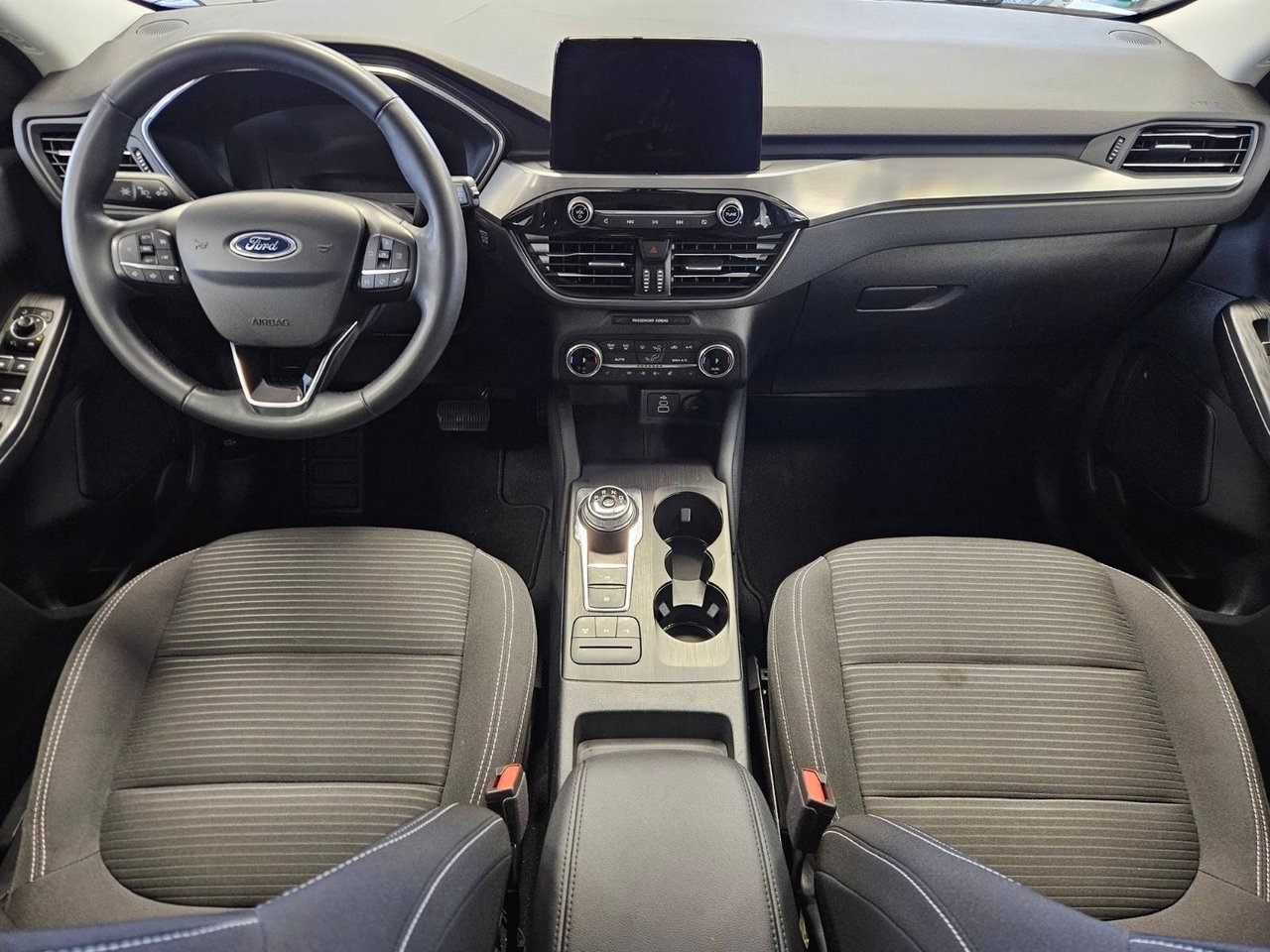 Ford Kuga Plug-In Hybrid Titanium 2022, bild 7/10