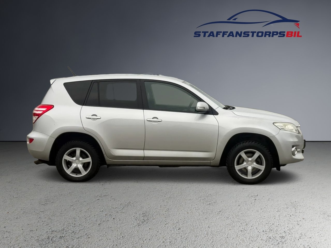 Toyota RAV4 2.2 D-4D AWD 2010, bild 4/12