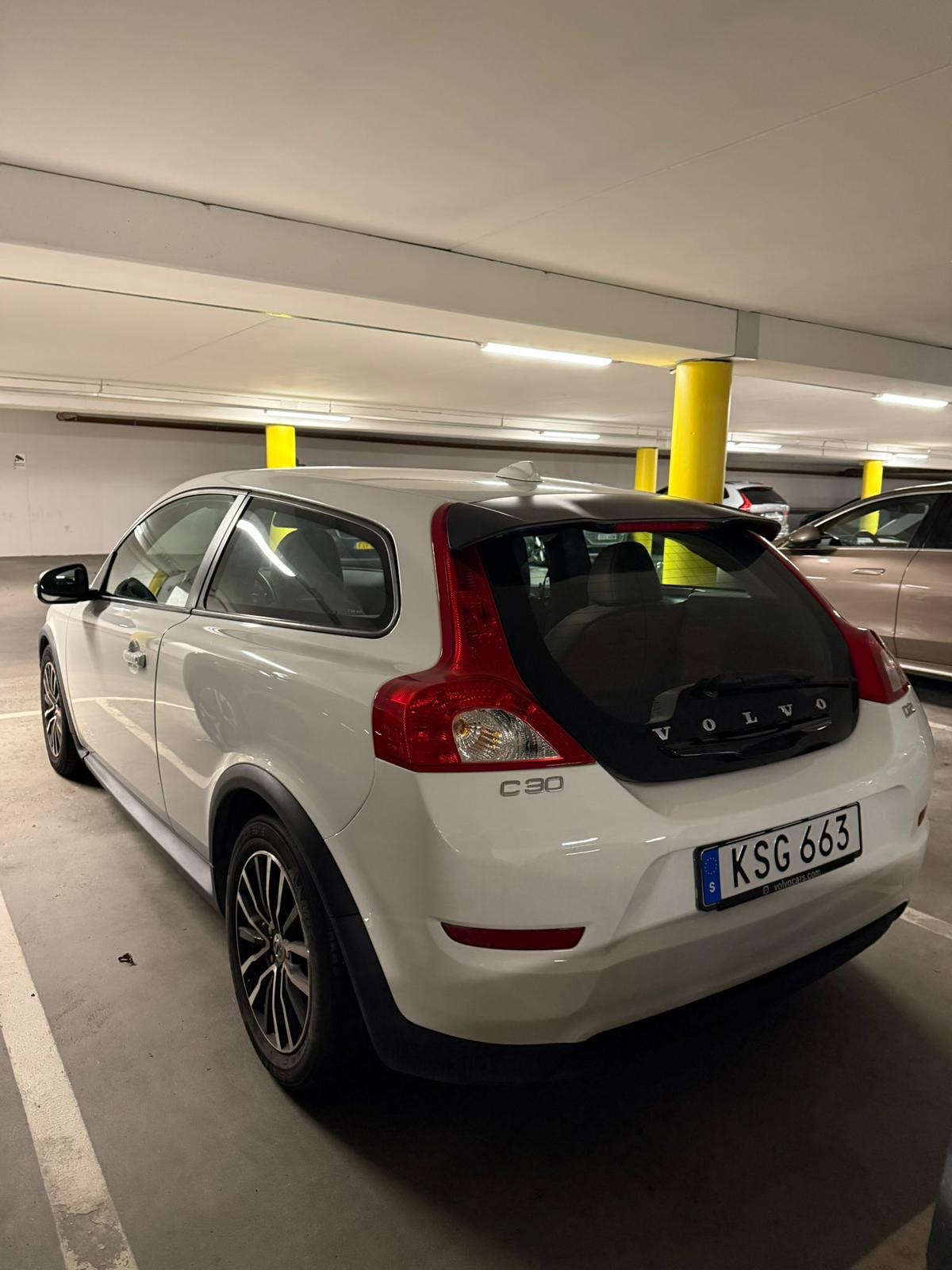 Volvo C30 D2 Manuell 2011, bild 3/4