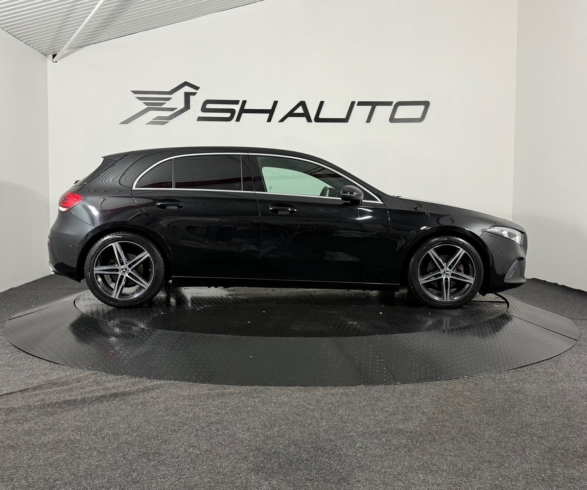 Mercedes-Benz A 180 7G-DCT Base 2019, bild 4/10