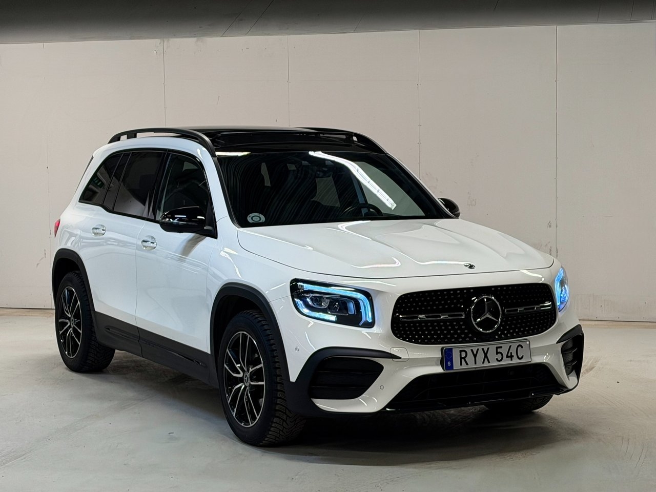 Mercedes-Benz GLB 250 4MATIC 2020, bild 2/10