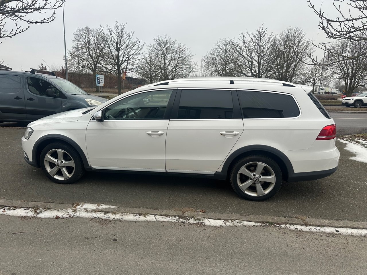 Volkswagen Passat 2015, bild 5/8