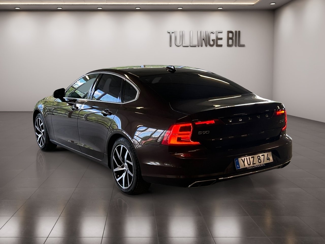 Volvo S90 D4 AWD Momentum Advanced 2018, photo 3/10