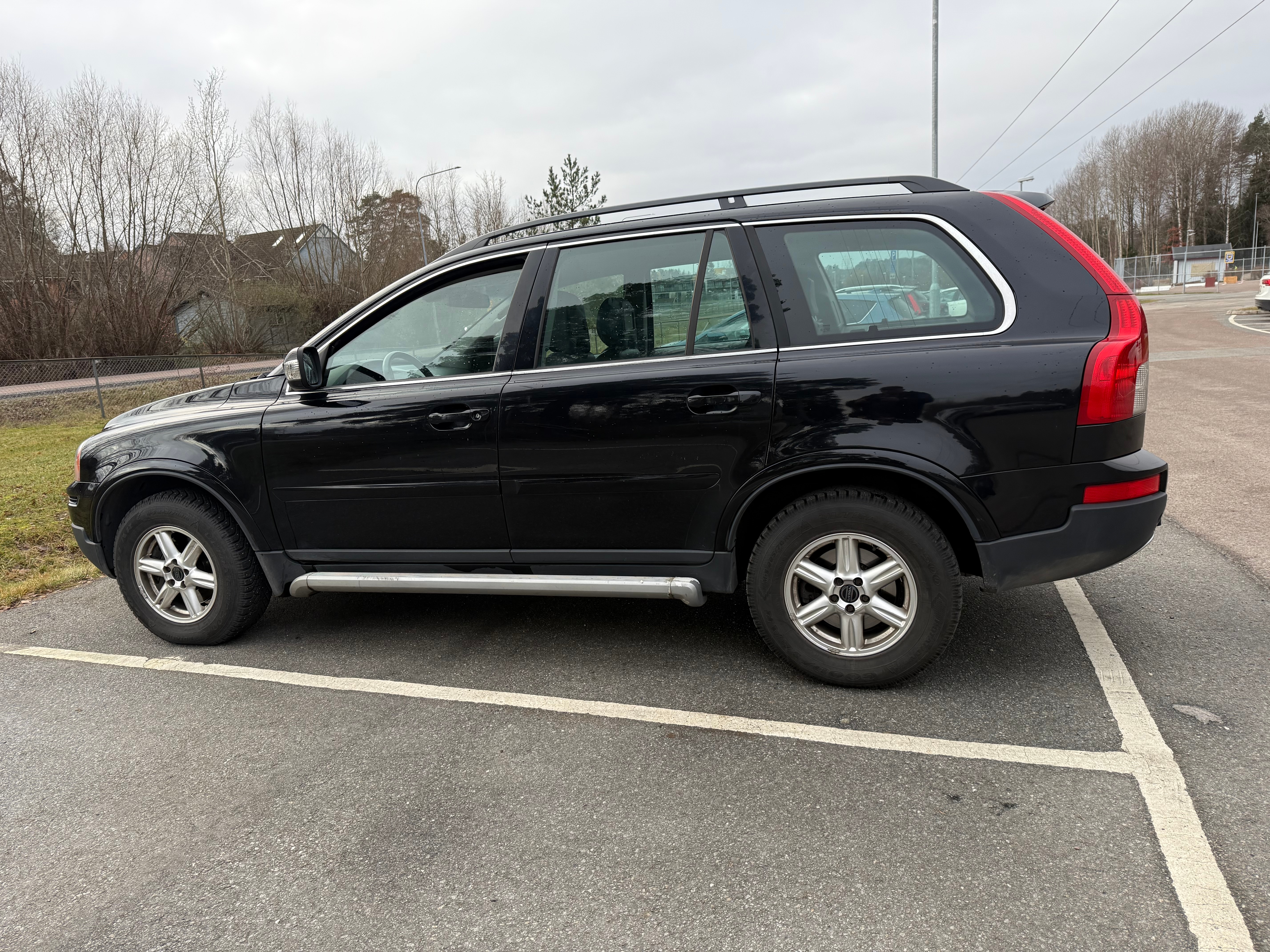 Volvo XC90 2.5T AWD Manuell 2006, bild 2/5