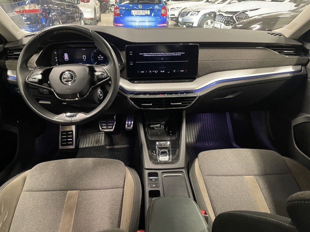 Skoda Octavia 2022, bild 6/10