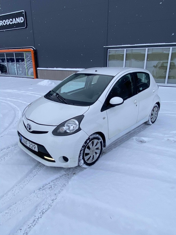 Toyota Aygo 2014, bild 2/10