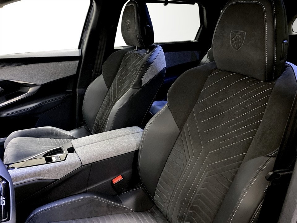 Peugeot 5008 GT Hybrid 145hk Aut 7-SITS 2024, bild 4/10